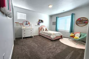 1736 E Fall St N, Eagle Mountain, UT 84005 - Photo 17