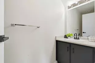 8109 S Cottonwood Hills Cir S, Sandy, UT 84094 - Photo 15