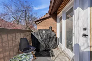 8109 S Cottonwood Hills Cir S, Sandy, UT 84094 - Photo 17