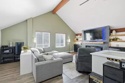 8109 S Cottonwood Hills Cir S, Sandy, UT 84094 - Photo 11