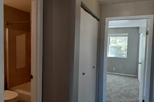 7143 S 2700 W, West Jordan, UT 84084 - Photo 9