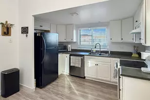 695 N Orange Ct, Castle Dale, UT 84513 - Photo 9