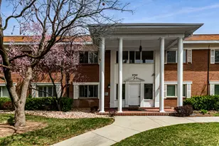 2710 S Highland Dr, Salt Lake City, UT 84106 - Photo 1