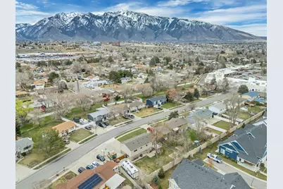 9218 S Laura Anne Way, Sandy, UT 84094 - Photo 29
