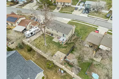 9218 S Laura Anne Way, Sandy, UT 84094 - Photo 27