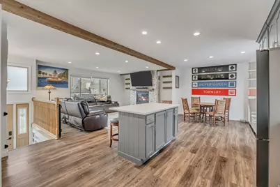 9218 S Laura Anne Way, Sandy, UT 84094 - Photo 7