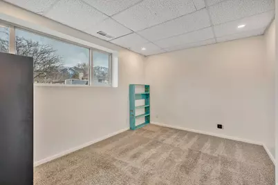 9218 S Laura Anne Way, Sandy, UT 84094 - Photo 15