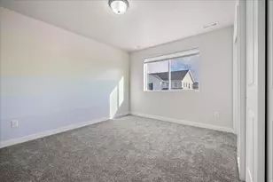 3261 S Burkhill Ln, Syracuse, UT 84075 - Photo 25