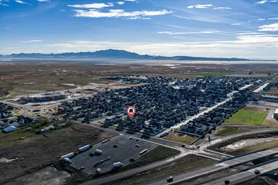 3261 S Burkhill Ln, Syracuse, UT 84075 - Photo 43