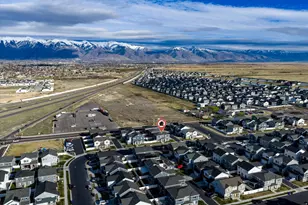 3261 S Burkhill Ln, Syracuse, UT 84075 - Photo 41