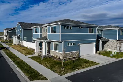 3261 S Burkhill Ln, Syracuse, UT 84075 - Photo 37