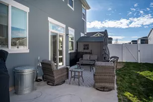 3261 S Burkhill Ln, Syracuse, UT 84075 - Photo 29