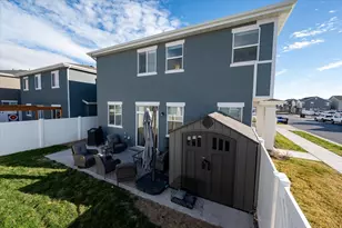 3261 S Burkhill Ln, Syracuse, UT 84075 - Photo 31