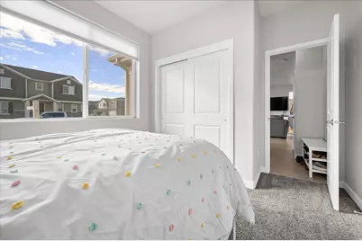 3261 S Burkhill Ln, Syracuse, UT 84075 - Photo 15