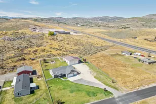 291 S Democrat Alley W, Kamas, UT 84036 - Photo 3