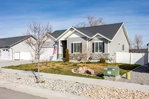 237 E Tate Ct, Grantsville, UT 84029 - Photo 29