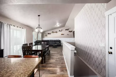 237 E Tate Ct, Grantsville, UT 84029 - Photo 15