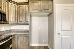 454 S Corner View Dr E, Tooele, UT 84074 - Photo 19