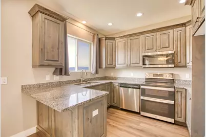 454 S Corner View Dr E, Tooele, UT 84074 - Photo 17