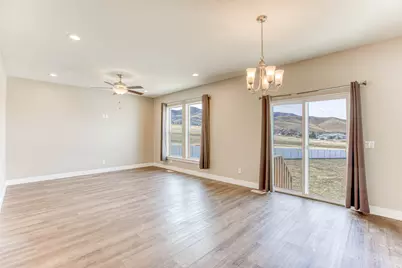 454 S Corner View Dr E, Tooele, UT 84074 - Photo 13