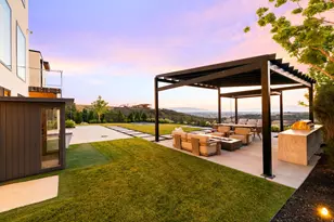 343 W Bay Dr, Vineyard, UT 84059 - Photo 69