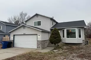 6070 S Cougar Ln, Kearns, UT 84118 - Photo 1