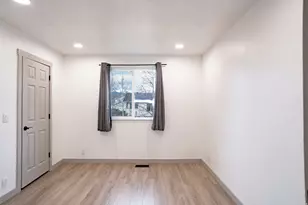 6070 S Cougar Ln, Kearns, UT 84118 - Photo 21