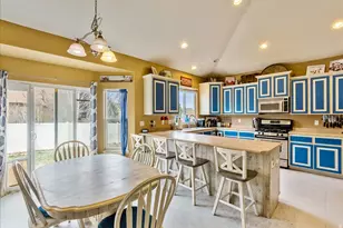 7032 W 8130 St S, West Jordan, UT 84081 - Photo 13