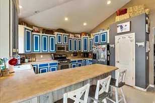 7032 W 8130 St S, West Jordan, UT 84081 - Photo 15