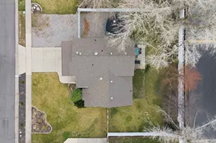 687 West 2025 North, Centerville, UT 84014 - Photo 43