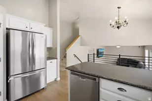 687 West 2025 North, Centerville, UT 84014 - Photo 7