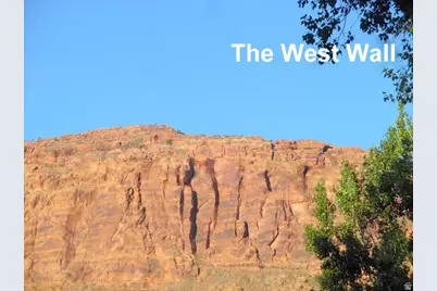 80 400 N. 500 W, Moab, UT 84532 - Photo 35