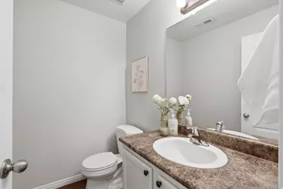 227 E Sunshine Dr, Saratoga Springs, UT 84045 - Photo 9