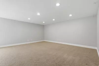 227 E Sunshine Dr, Saratoga Springs, UT 84045 - Photo 23