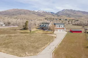 4336 N 3800 E, Eden, UT 84310 - Photo 69