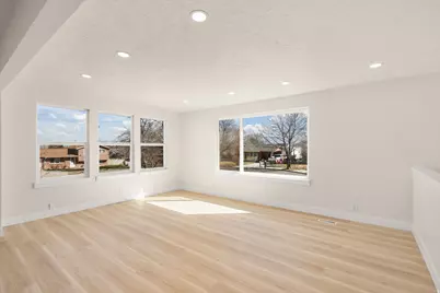 3560 S 6830 W, West Valley, UT 84128 - Photo 23