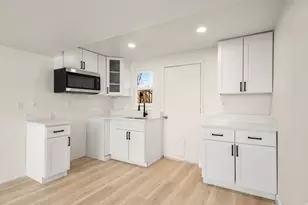 3560 S 6830 W, West Valley, UT 84128 - Photo 17