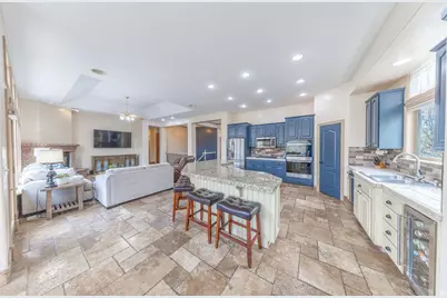 1189 S 800 E, Kaysville, UT 84037 - Photo 11