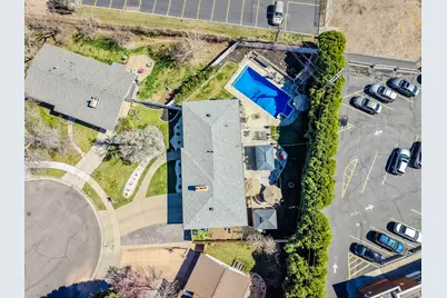 2140 E Nye Cir S, Cottonwood Heights, UT 84121 - Photo 43