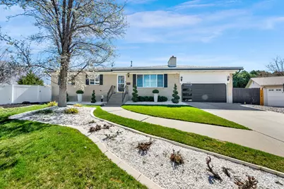 2140 E Nye Cir S, Cottonwood Heights, UT 84121 - Photo 3