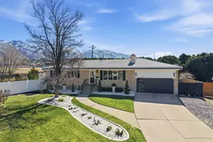 2140 E Nye Cir S, Cottonwood Heights, UT 84121 - Photo 1