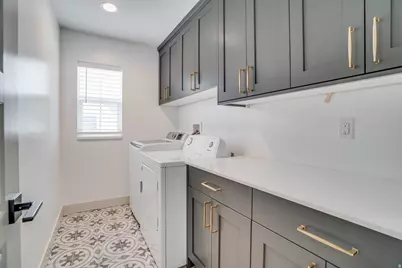 432 E 2600 N, Lehi, UT 84043 - Photo 43