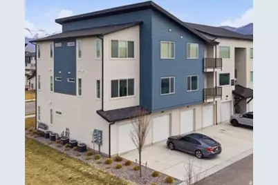 1076 W 490 S #304, American Fork, UT 84003 - Photo 3