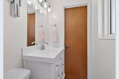 791 E Casa Blanco Cir, Midvale, UT 84047 - Photo 19