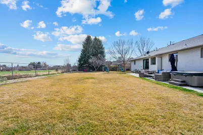 10686 N Jerling Dr, Highland, UT 84003 - Photo 47