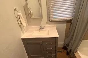 305 E 300 S, Provo, UT 84606 - Photo 19