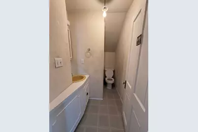 305 E 300 S, Provo, UT 84606 - Photo 31