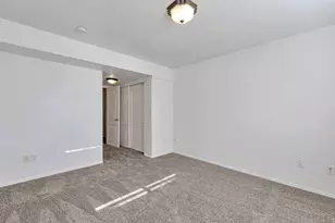 935 N 1125 W, Layton, UT 84041 - Photo 7