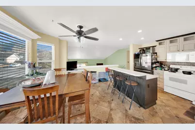 437 E 740 N, Tooele, UT 84074 - Photo 11