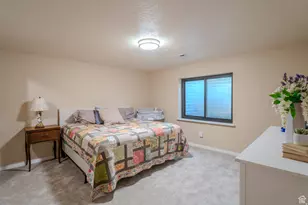 161 W Sweetbriar Ln, Saratoga Springs, UT 84045 - Photo 37